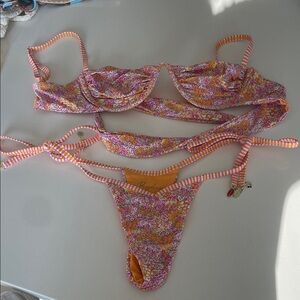 Bydee Multicolor Floral Bikini small bottom med top